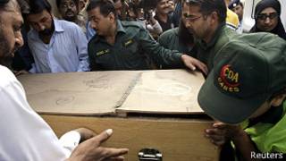 pakistan_climbers_bodies