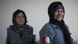 Wasu mata 'yan sanda a Afghanistan