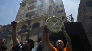 Sede da Irmandade Muçulmana atacada no Cairo - Foto: AP