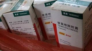Medicamentos recetados a Zhang para tratar su tumor cerebral