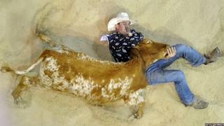 Terry Evison thi đấu tại lễ hội National Rodeo Finals ở Gold Coast, Úc. Ảnh: Matt Roberts/Getty
