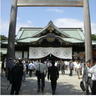 「終戰紀念日」的靖國神社(2009年8月15日 攝影者;安田峰俊)