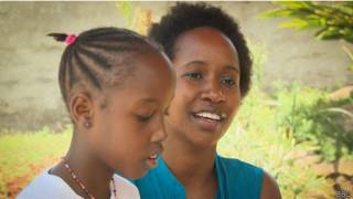 Faith Wambua e a filha | BBC