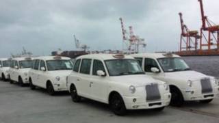 白色出租车