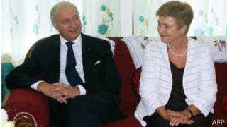 Le ministre français des Affaires étrangères Laurent Fabius était accompagné par la commissaire européenne à l'aide humanitaire
