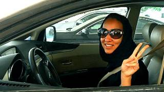 Mujer conductora