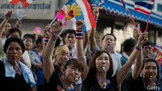 anti government demonstrators in thai capitol