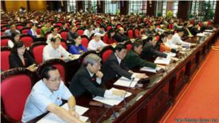 Quốc hội Việt Nam thông qua Hiến pháp