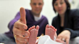 Recém-nascido | Crédito: BBC