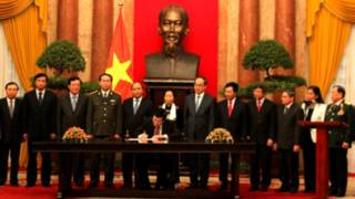 Lễ ký công bố Hiến pháp Việt Nam