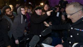 Polícia é alvo de críticas em Londres. Foto: AFP