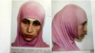 تكثف الشرطة الروسية عمليات البحث عن سيدة يخشى قيامها بعمليات انتحارية خلال دورة الألعاب الأولمبية بمدينة سوتشي الشهر القادم.