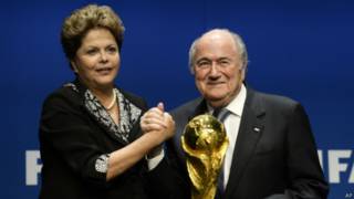 Dilma Rousseff e Joseph Blatter em Zurique | Foto: AP