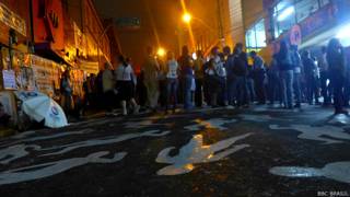 Vigília em Santa Maria. Foto: Júlia Carneiro/BBC Brasil