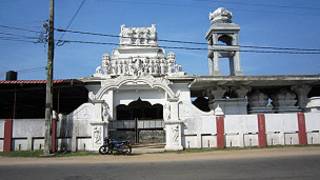 கல்முனை தரவை பிள்ளையார் கோயிலின் பெயரால் வீதிக்கு பெயரிடப்பட்டுள்ளது.