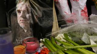Flores en honor a Philip Seymour Hoffman