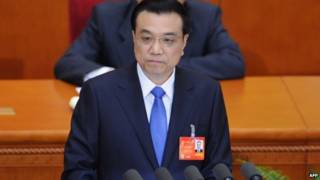 李克强在人民大会堂宣读政府工作报告(5/3/2014)
