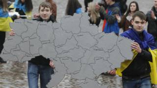 Демонстрация за целостность Украины в Варшаве