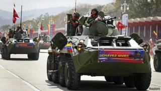 Tanquetas militares en Venezuela