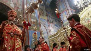 Пасхальная служба в Михайловском соборе в Киеве