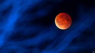 Luna roja