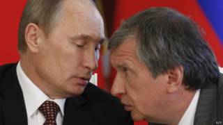 Putin e Igor Sechin (AFP)