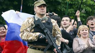 Prorrusos celebran referendo en Luhansk