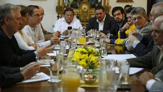 Reunión de Unasur con oposición