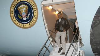 Obama chega a Afeganistão | Crédito: Reuters