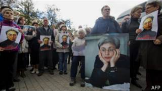 Marcha pidiendo justicia por la periodista asesinada