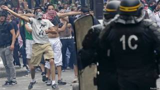 Manifestantes propalestinos se enfrentan a la policía en París