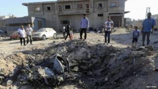 محل سقوط یک هواپیمای دولتی در بنغازی