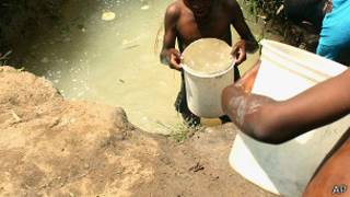 Kunywa amazi mabi biri mu bitera indwara ya cholera