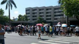 惠州博羅市民在縣政府前聚集(網友黃潤勤提供照片14/9/2014)