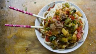 mie cina