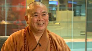 少林方丈釋永信在倫敦BBC廣播大廈接受採訪(8/10/2014)