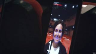 Tableta con software de reconocimiento facial