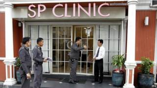 Cảnh sát Thái thẩm vấn nhân viên tại phòng khám ở Bangkok
