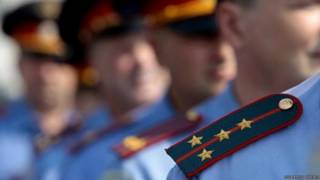 Кармалгандар мурда кылмыш иши козголуп, милиция чининен ажыратылган Аламүдүн жана Свердлов райондорунда оперативдик кызматтарда иштеген милиция кызматкерлери экени аныкталган
