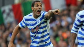 O zagueiro Rio Ferdinand