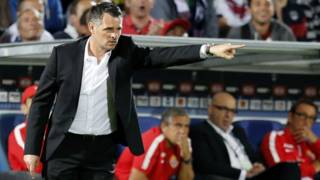 Sagnol azira kuvuga ko abakinyi b'abanye Afrika bakomeye ariko bagakoresha ubwenge buke
