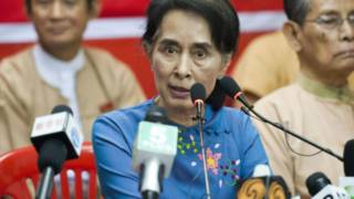 Bà San Suu Kyi, lãnh tụ phe đối lập tại Miến Điện