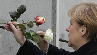Umupfasoni Angela Merkel yizeza abakiba mu bihugu bikandamiza agateka ka muntu