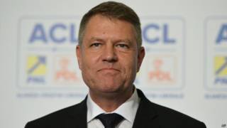 Klaus Iohannis, Romania