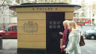 Toilet umum