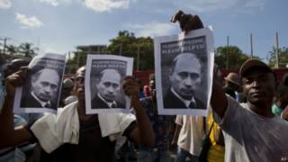 Портреты Путина