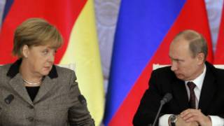 putin_merkel_304x
