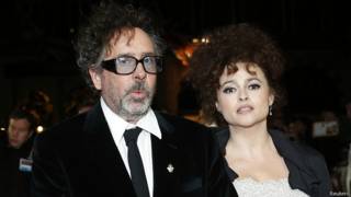 El director de cine estadounidense Tim Burton y la actriz británica Helena Bonham Carter