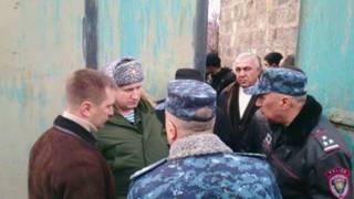 Поліція Вірменії поки не отримала доступу до затриманого