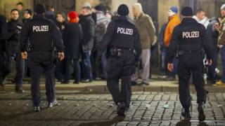 Policía